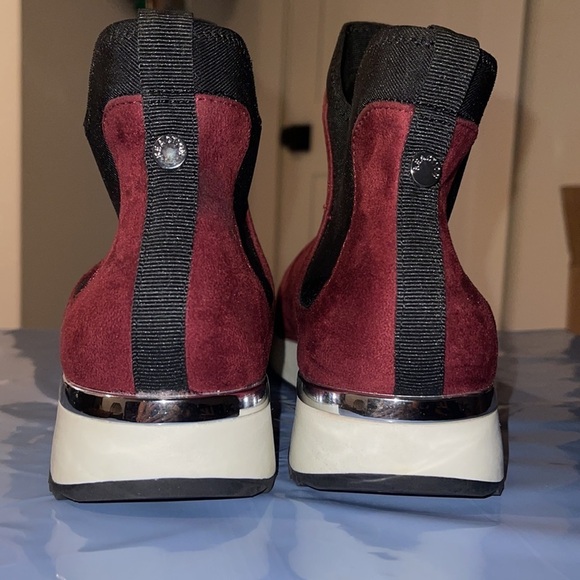 NWOT Kenneth Cole Reaction Cameron Chelsea Jogger Sneakers, 8.5 - Picture 4 of 7